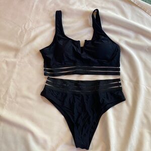 Size Large, Shein, Black Swim Suit Cheeky bottoms V Top